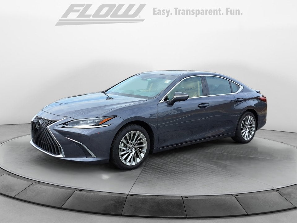 2023 Lexus ES 300h Ultra Luxury