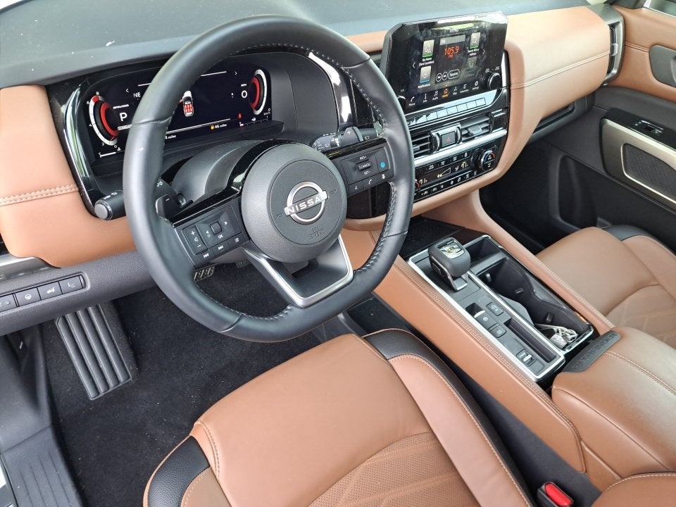 2025 Nissan Pathfinder Platinum