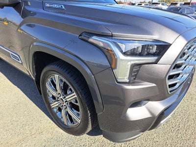2024 Toyota Sequoia SR5