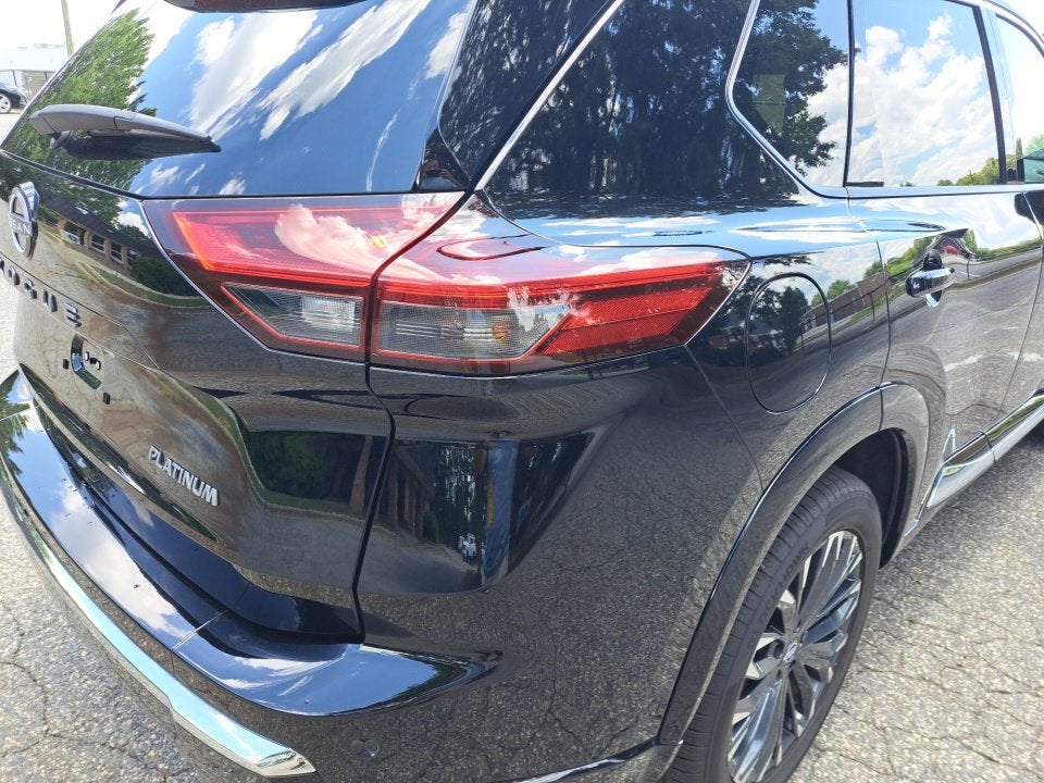 2025 Nissan Rogue Platinum