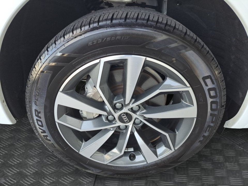 2024 Audi Q5 Premium Plus 45 TFSI S line quattro
