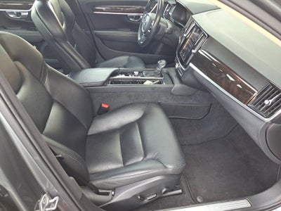 2017 Volvo S90 T6 Momentum