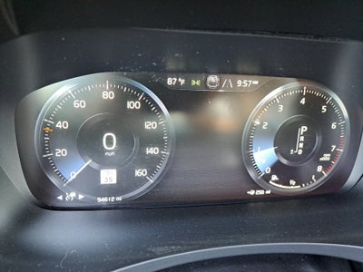 2017 Volvo S90 T6 Momentum
